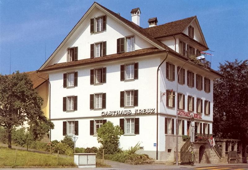 Gasthaus Zum Kreuz Meggen ภายนอก รูปภาพ
